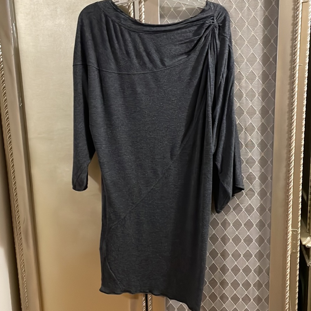 Max studio batwing jersey dress washed hung dry